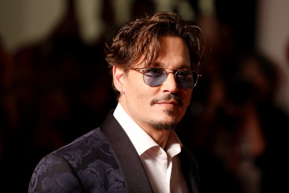 Johnny Depp- american celebrities who speak french